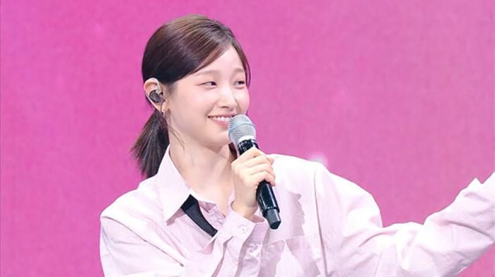 Nữ diễn viên Park So Dam tham gia một chương trình talk show âm nhạc mới đây.