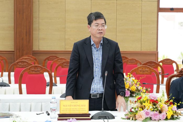 Ủy viên Ban thường vụ Tỉnh ủy, Phó chủ tịch UBND tỉnh Lâm Đồng Nguyễn Hồng Hải phát biểu tại buổi làm việc. Ảnh: CII.