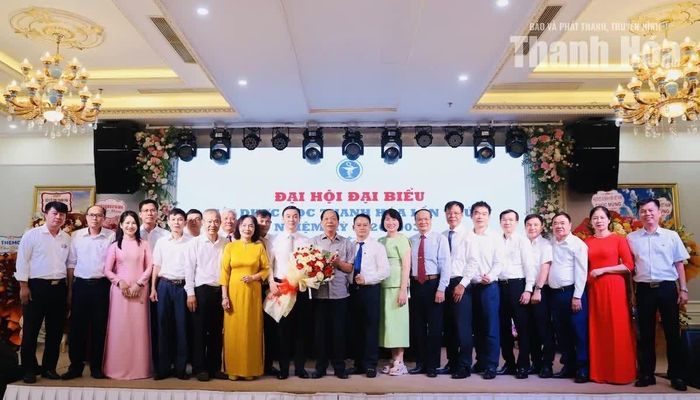 Ban Chấp hành Hội Dược học Thanh Hóa khoá IV, nhiệm kỳ 2026-2031 ra mắt đại hội.