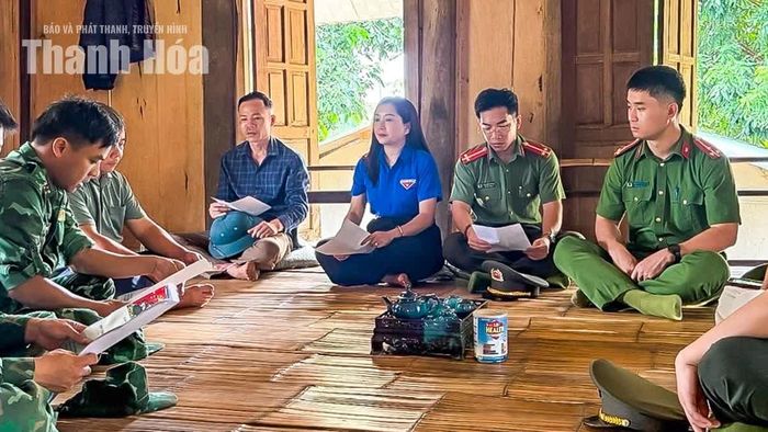 Theo bà Lê Thị Kiêu, phụ huynh, giáo viên và học sinh xã vùng biên Yên Khương đều rất phấn khởi khi ngôi trường mới sắp hoàn thành. Các đoàn thể địa phương không chỉ tham gia dọn dẹp mà còn đến từng gia đình vận động phụ huynh đưa con em đến trường đúng ngày khai giảng, nhất là học sinh lớp 1. Cùng với đó, địa phương nắm bắt tâm tư, hoàn cảnh của các gia đình để kịp thời hỗ trợ, không để khó khăn về kinh tế hay điều kiện đi lại khiến học sinh phải nghỉ học.