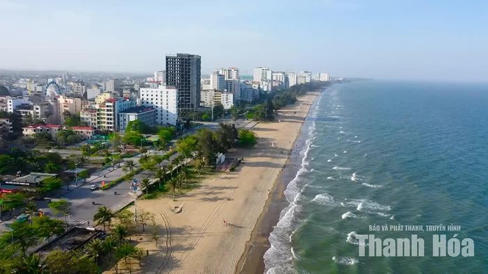 Các vận động viên sẽ được trải nghiệm những cung đường thơ mộng của Sầm Sơn.