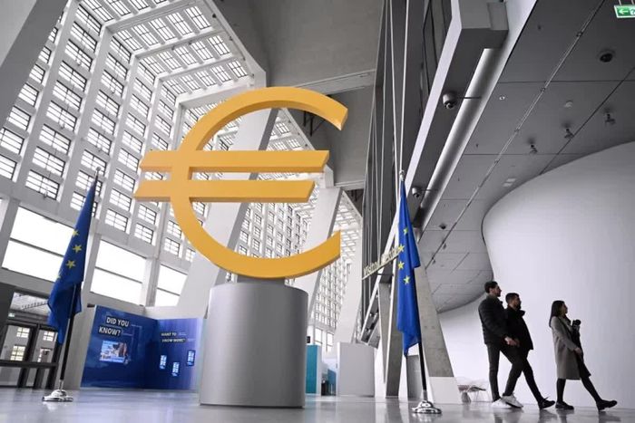Ngân hàng trung ương Châu Âu được dự đoán sẽ có thêm hai đợt tăng lãi suất 0,25% nữa vào cuối năm. Ảnh: Getty.