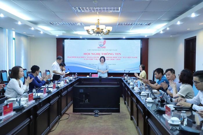 Quang cảnh hội nghị. Ảnh Ban tổ chức.
