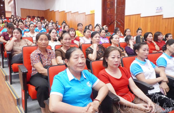 Đoàn viên, hội viên tham dự hội nghị tại điểm cầu chính.