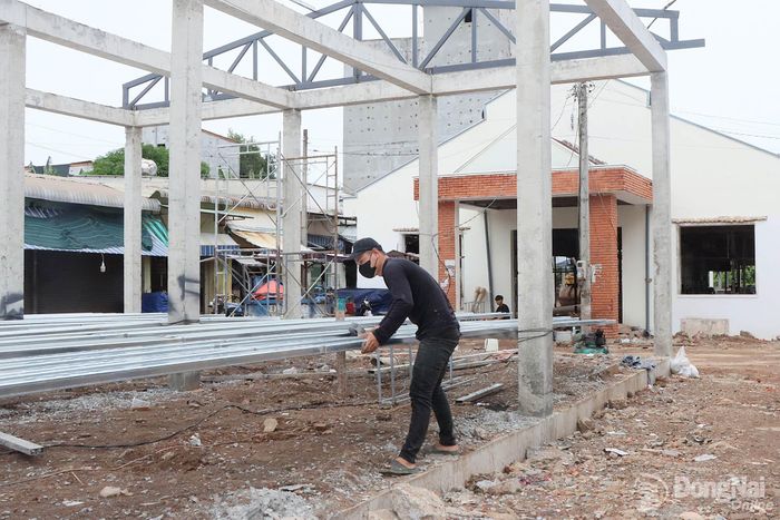 Chợ Minh Lập (xã Nha Bích) đang được đẩy nhanh tiến độ thi công.