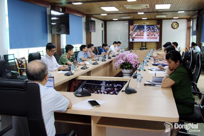 Hội nghị được tổ chức theo hình thức trực tiếp tại Trung tâm Dữ liệu quốc gia, kết hợp trực tuyến đến các địa phương trên cả nước, trong đó có Đồng Nai. Ảnh: Lam Phương