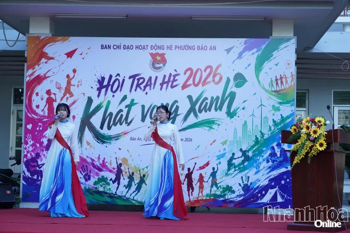 Tiết mục văn nghệ tại lễ khai mạc.