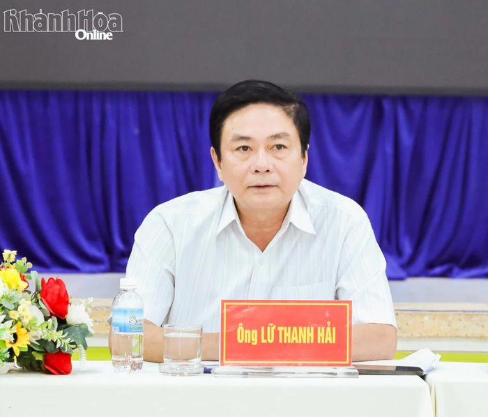 Đồng chí Lữ Thanh Hải phát biểu tại buổi làm việc với các sở, ngành, địa phương liên quan đến các dự án.