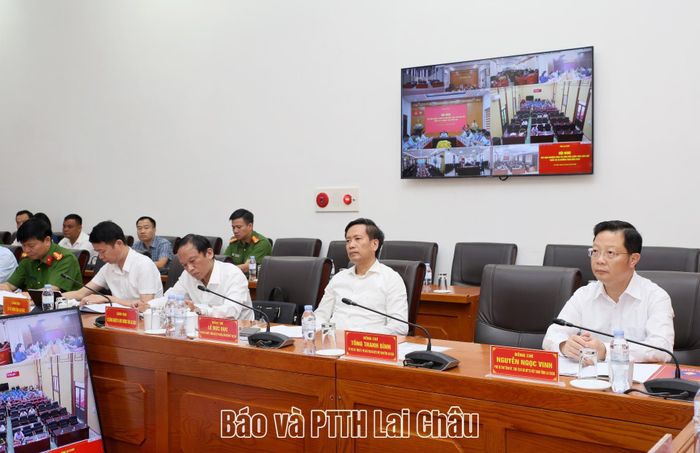Các đại biểu dự hội nghị tại điểm cầu tỉnh. 