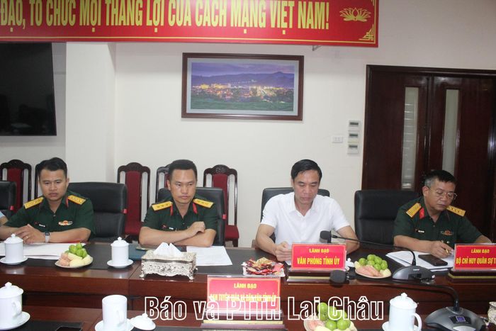 Đại biểu dự buổi gặp mặt.