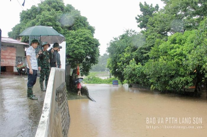 Mực nước tại ngầm Thác Trà, khối Trần Quang Khải vào lúc 9h ngày 22/6
