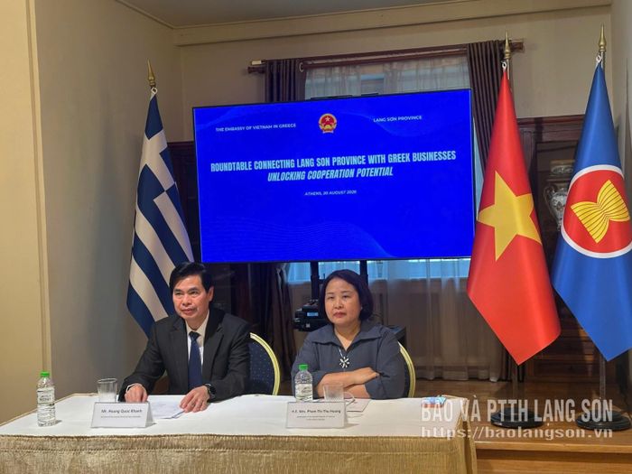 Đồng chí Hoàng Quốc Khánh, Ủy viên Trung ương Đảng, Bí thư Tỉnh ủy Lạng Sơn và Đại sứ Việt Nam tại Hy Lạp Phạm Thị Thu Hương đồng chủ trì Tọa đàm kết nối doanh nghiệp Hy Lạp với tỉnh Lạng Sơn