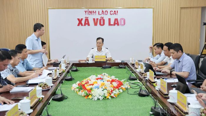 Quang cảnh buổi làm việc.
