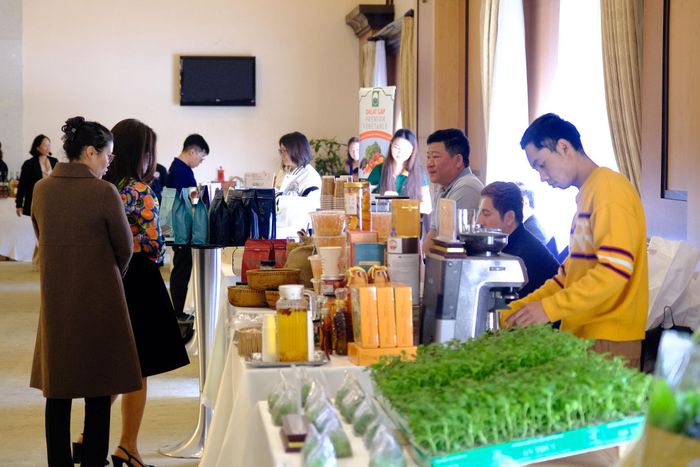 Các phường Đà Lạt và xã Lạc Dương có thế mạnh về nông nghiệp công nghệ cao, công nghiệp chế biến, với nhiều sản phẩm đặc trưng như rau, hoa, cà phê, chè, trái cây, mắc ca, dược liệu, tơ lụa, hạt điều và các sản phẩm OCOP
