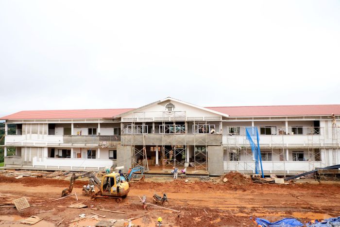 Trường phổ thông nội trú Tiểu học và THCS Quảng Trực đã hoàn thành 78% khối lượng