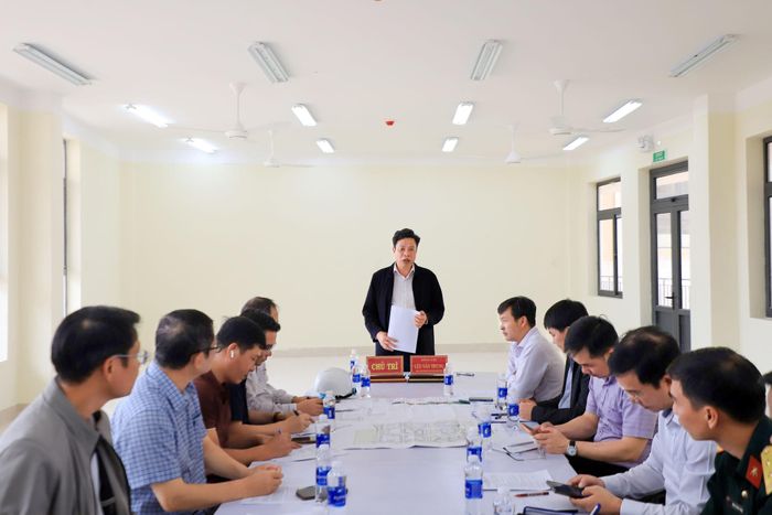 Chủ tịch HĐND tỉnh Lâm Đồng Lưu Văn Trung làm việc với các đơn vị liên quan