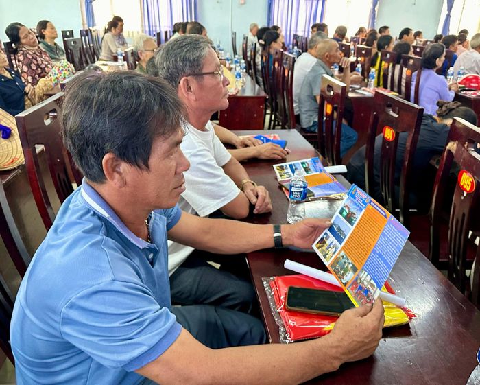 Ngư dân tham dự hội nghị