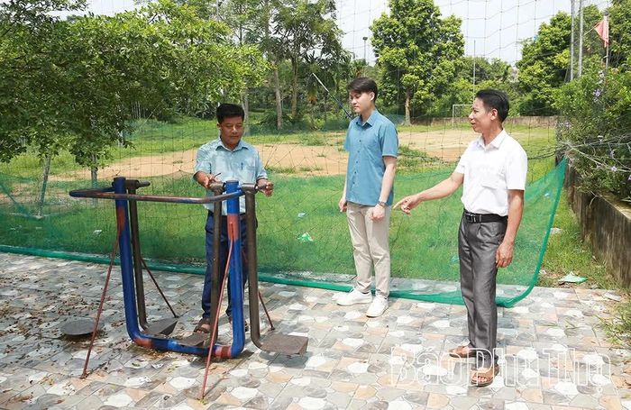 Cơ sở vật chất luyện tập thể dục thể thao tại thôn 10, xã Phú Mỹ được đầu tư từ nguồn xã hội hóa và đóng góp của Nhân dân.