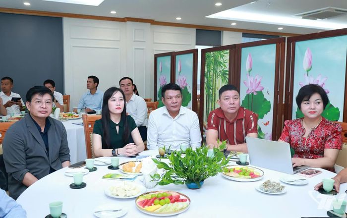 Các đại biểu tham dự Chương trình "Trà sáng cùng doanh nhân" tháng 8.