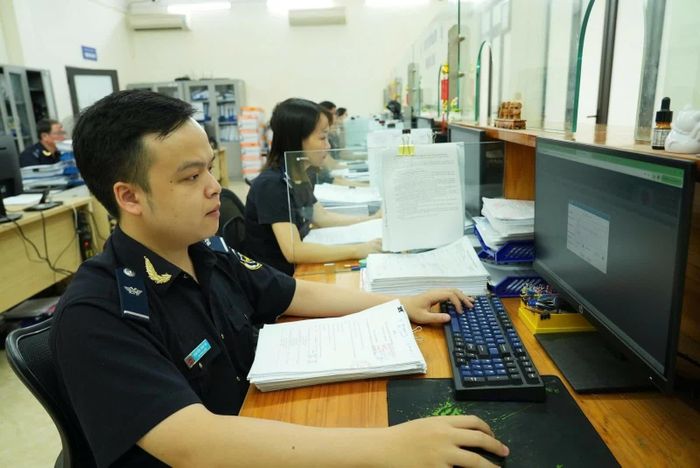 Hải quan mở rộng kênh hỗ trợ, kết nối dữ liệu phục vụ doanh nghiệp. Ảnh: CTVHQ