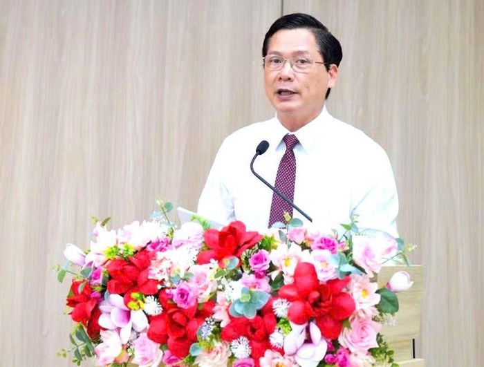 Ông Đoàn Minh Thắng – Phó Giám đốc Sở GD&ĐT TP. Huế phát biểu tại Hội nghị.