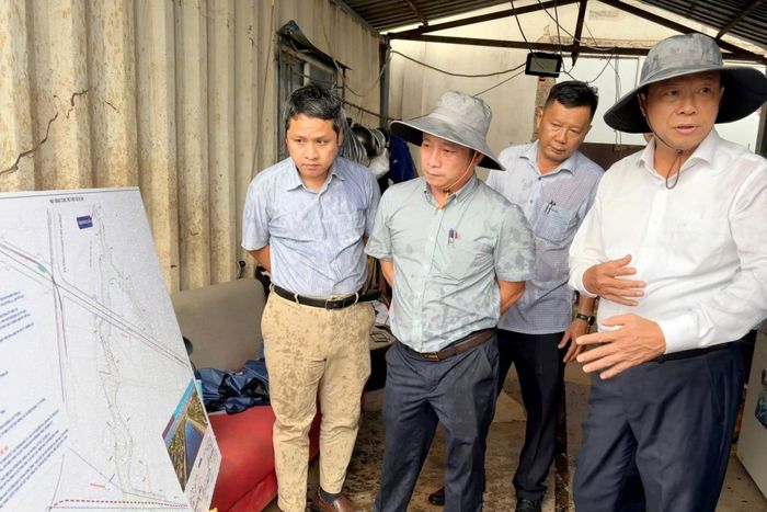 Thường trực HĐND TP. Hồ Chí Minh các dự án chỉnh trang đô thị. Ảnh: Châu Vũ