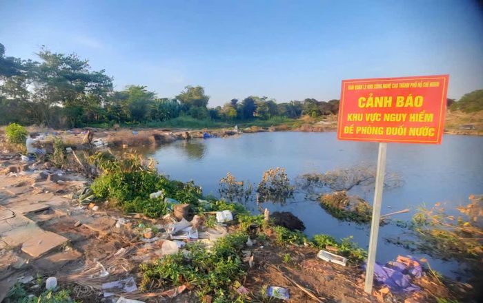 Một khu đất trên địa bàn phường Tăng Nhơn Phú đã thực hiện xong bồi thường, giải phóng mặt bằng tại Khu Công nghệ cao thành phố, đang chờ nhà đầu tư. Ảnh: Quang Phương