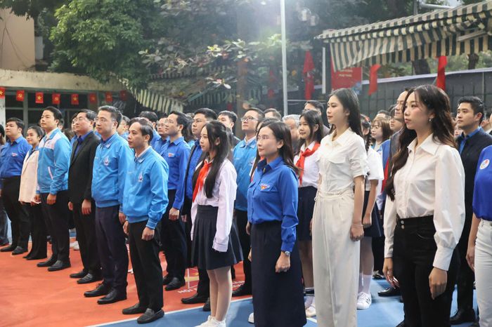 Chương trình góp phần đẩy mạnh công tác tuyên truyền, tạo khí thế thi đua sôi nổi, đồng thời khẳng định vai trò xung kích, tinh thần trách nhiệm của tổ chức Đoàn và đoàn viên, thanh niên hướng về những sự kiện chính trị trọng đại của đất nước. (Ảnh: Trung ương Đoàn long trọng tổ chức Lễ chào cờ chào mừng Đại hội Đảng lần thứ XIV).