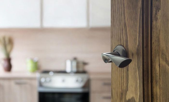 Việc nhìn thấy bếp lò khi bước vào nhà báo hiệu sự mất mát về tài chính và được xem là điềm xấu. (Nguồn ảnh: ShutterStock)