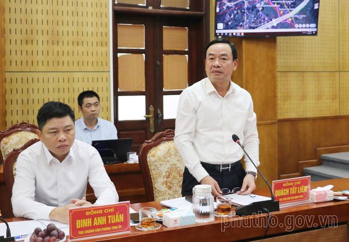 Phó Chủ tịch UBND tỉnh Quách Tất Liêm phát biểu tại buổi kiểm tra.