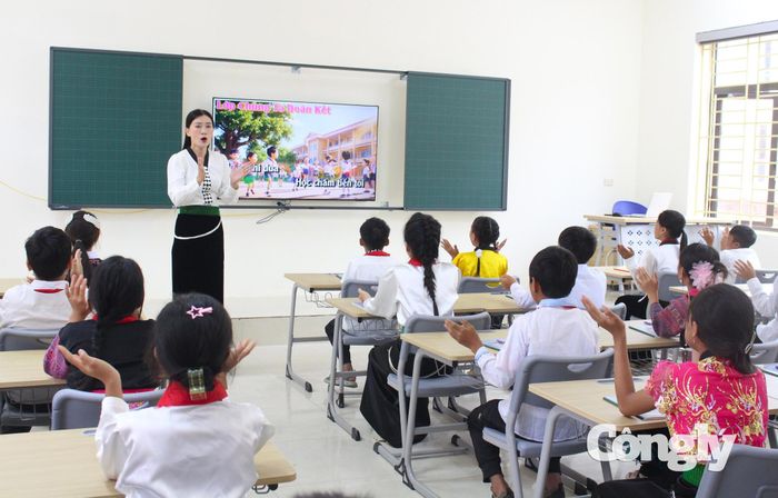 Công trình không chỉ đáp ứng nhu cầu về cơ sở vật chất, mà còn mở ra cơ hội để học sinh vùng biên trưởng thành và nuôi dưỡng khát vọng vươn lên.