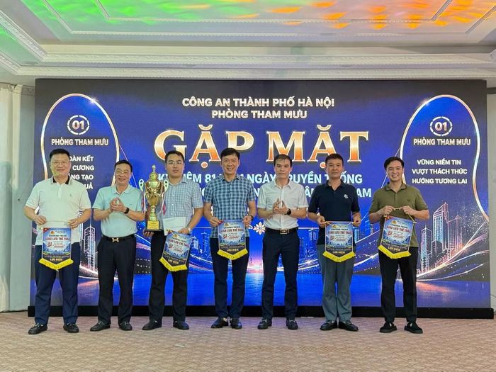 Các hoạt động giao lưu thể thao với tinh thần đoàn kết, rèn luyện sức khỏe và tăng cường sự gắn bó giữa các đơn vị.