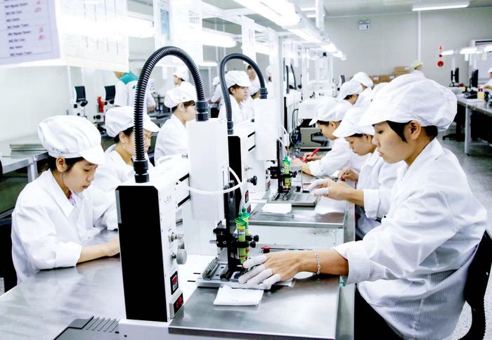 Hạ tầng cần thiết cho ngành công nghiệp công nghệ cao cũng cần được chuẩn bị trước một bước.
