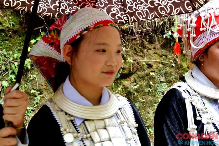 Cô dâu người Dao đỏ. Ảnh: Quốc Hồng
