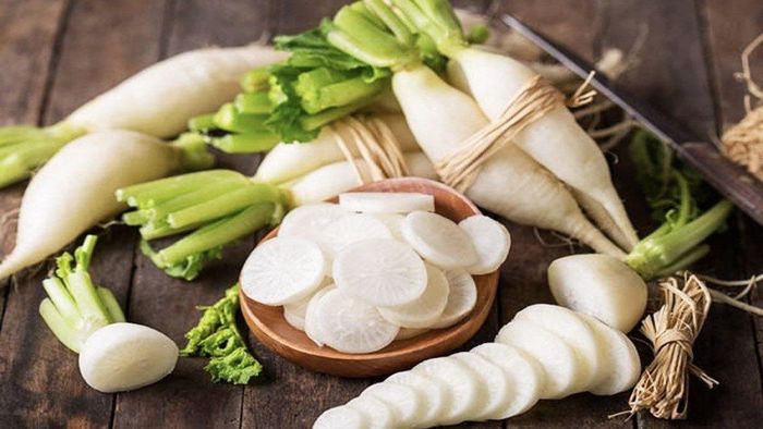 Cách đơn giản nhất để bảo quản củ cải đó là cho vào ngăn mát hoặc ngăn đá tủ lạnh. Ảnh minh họa