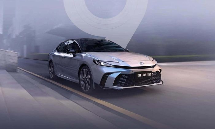 Toyota Camry 2026 giá từ 25.500 USD, nội thất thay đổi toàn diện. (Ảnh: Toyota)