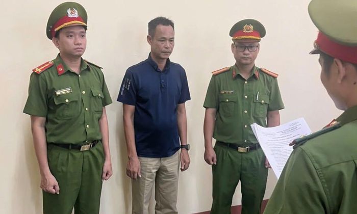 Thực hiện các quyết định khởi tố vụ án, khởi tố bị can. 