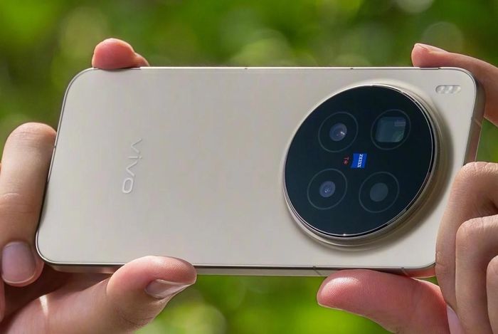 Vivo X300 Pro. Nguồn: Gizmochina