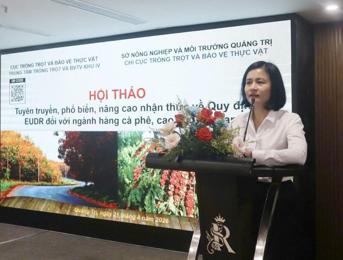  Bà Nguyễn Hồng Phương, Phó Giám đốc Sở Nông nghiệp và Môi trường tỉnh Quảng Trị phát biểu tại hội nghị 