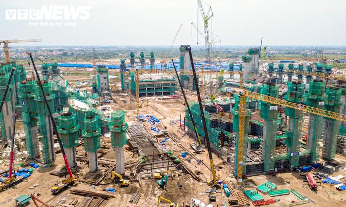 Sân vận động VinFast - Trống Đồng dự kiến hoàn thành vào năm 2027. Các hạng mục còn lại của Khu đô thị Thể thao Quốc tế Hà Nội được đặt mục tiêu hoàn tất khoảng năm 2035. Khi các dự án được triển khai theo quy hoạch, đại lộ 120 m sẽ giữ vai trò kết nối khu liên hợp thể thao với mạng lưới giao thông ở cửa ngõ phía Nam Hà Nội.