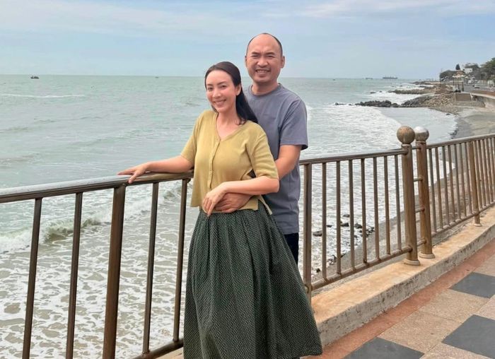 Vợ chồng Thu Trang - Tiến Luật.