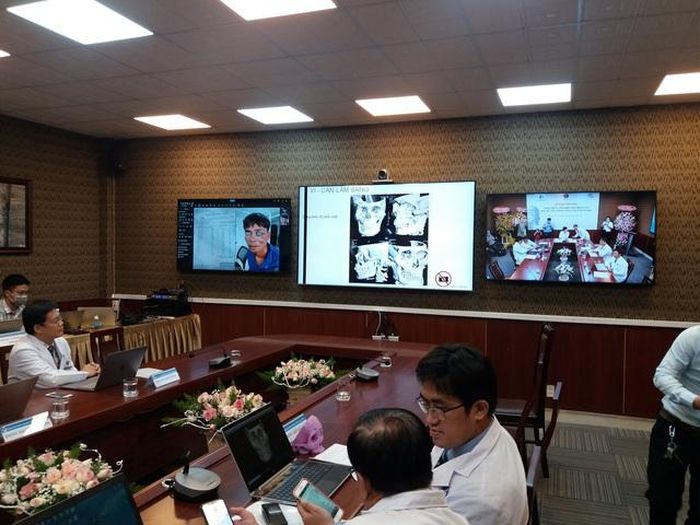 Đề án xây dựng và vận hành hệ thống khám, chữa bệnh từ xa (Telehealth) ra đời, đánh dấu bước tiến chuyển đổi số quan trọng nhằm kết nối đồng bộ mạng lưới y tế Thủ đô và nâng cao chất lượng khám chữa bệnh ngay từ cơ sở.