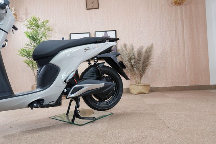 Dibao Shine được trang bị động cơ điện có công suất tối đa 2.800W.
