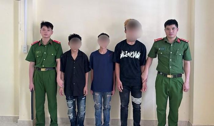 Các đối tượng tại cơ quan công an - (ảnh CATN).