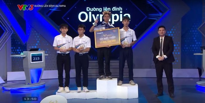 Minh Phúc chính là chủ nhân của vòng nguyệt quế Tháng 1 - Quý 4 với tổng số điểm là 215 điểm.