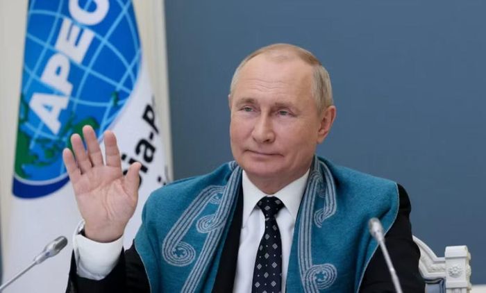 Moscow cho rằng ông Zelensky sẽ thiếu tính chính danh cần thiết để đàm phán trực tiếp với Nga nếu cuộc bầu cử không diễn ra. Giới chức Ukraine chưa bình luận về những phát biểu này.