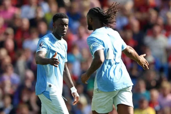 Man City giữ lại 3 điểm trên sân nhà (Ảnh: Getty Images)