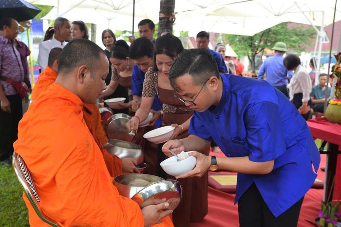 Những nghi lễ đặc sắc phản ánh đời sống tín ngưỡng và văn hóa lâu đời của cộng đồng Khmer.