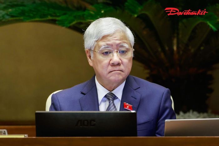 Phó Chủ tịch Thường trực Quốc hội Đỗ Văn Chiến tại phiên họp