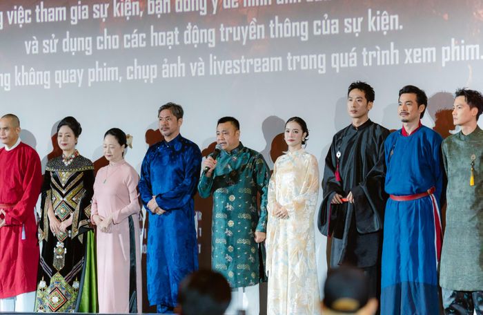 Bộ phim quy tụ dàn diễn viên hùng hậu, với kinh phí theo tiết lộ lên tới 100 tỷ đồng. Ảnh: BTC.